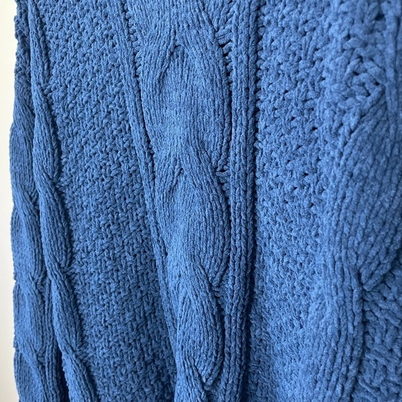 Just Madison Navy Blue Knit Turtleneck Thick Sweater - Picture 2 of 6